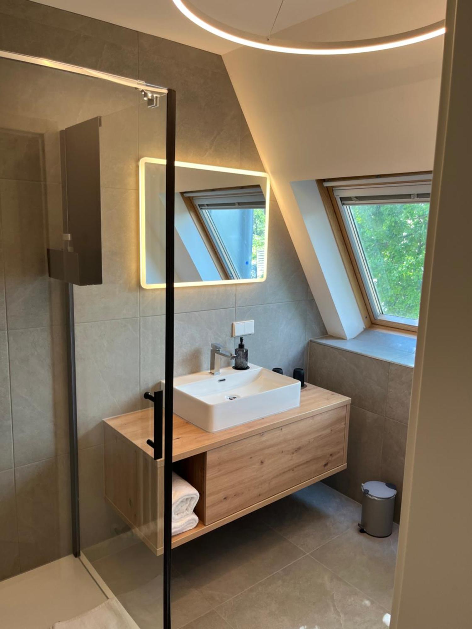 Hotel Hahn Gondelsheim Экстерьер фото
